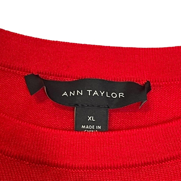 Ann Taylor Red Pearl Button Shoulder Sweater Knit  Pullover Crewneck Women XL - Picture 6 of 8